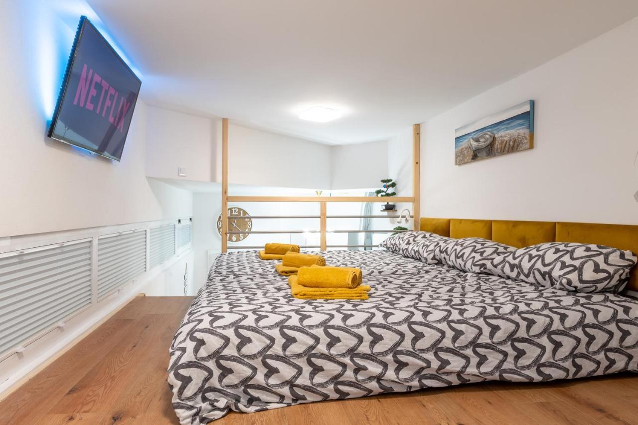 Studio Apartment Lion Portorose Luaran gambar